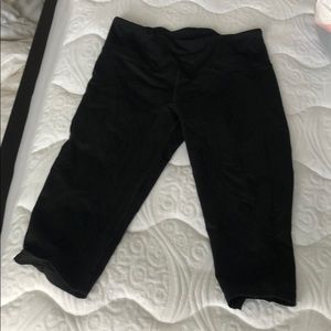 Victoria’s Secret Capri work out pants